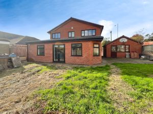 Rear- click for photo gallery